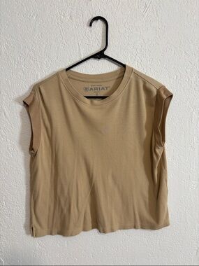 Ariat Sleeveless Crewneck Tank Top in Tan